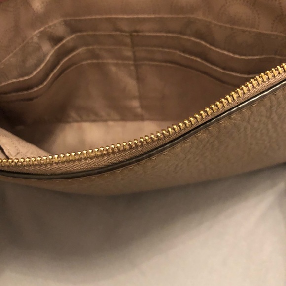 Wristlet - Picture 6 of 6